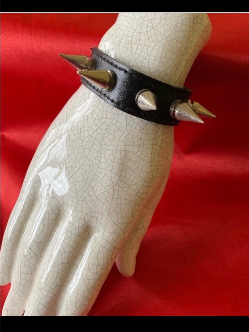Metal Spiked Cuff